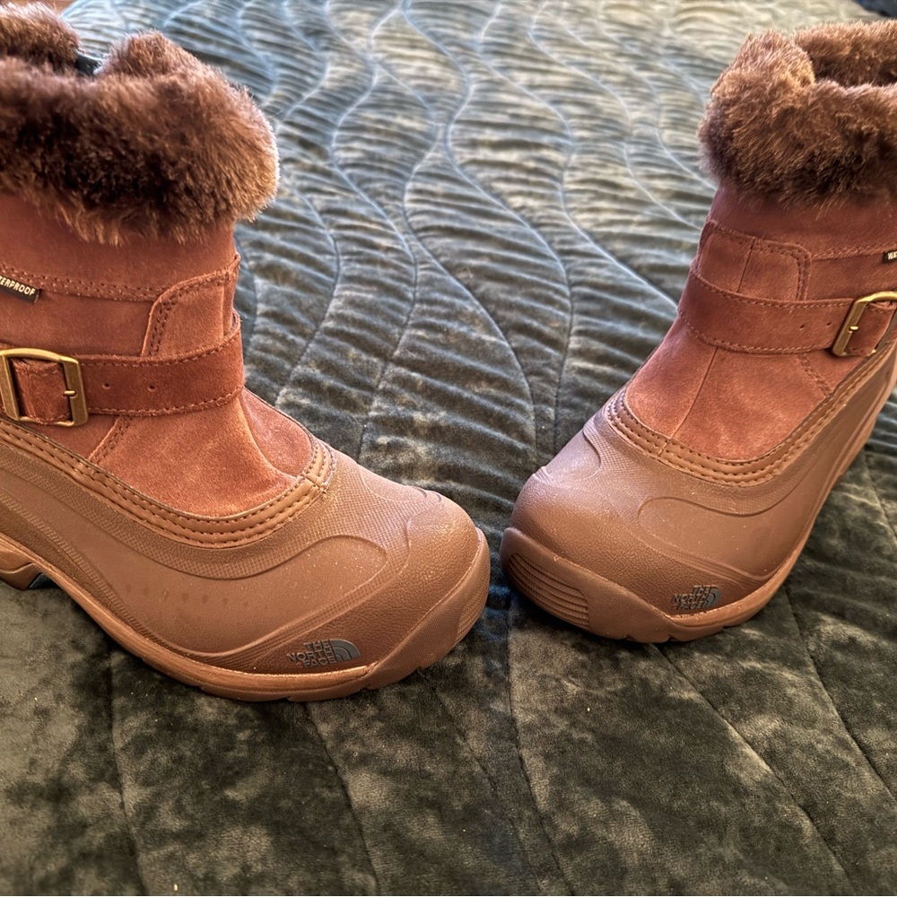 The North Face Brown Winter Boots with Fur Trim